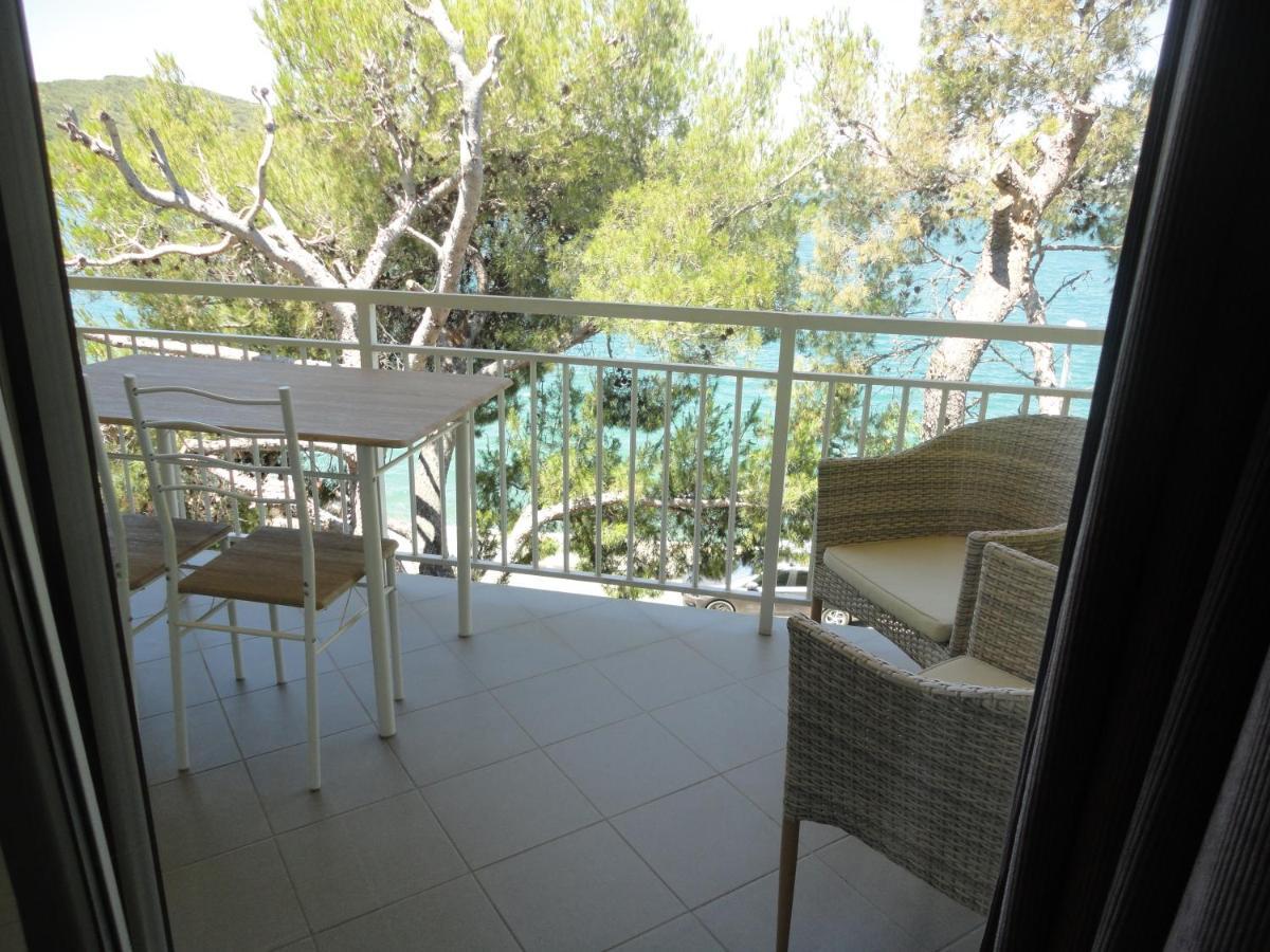 Apartamento Solis Tisno Habitación foto